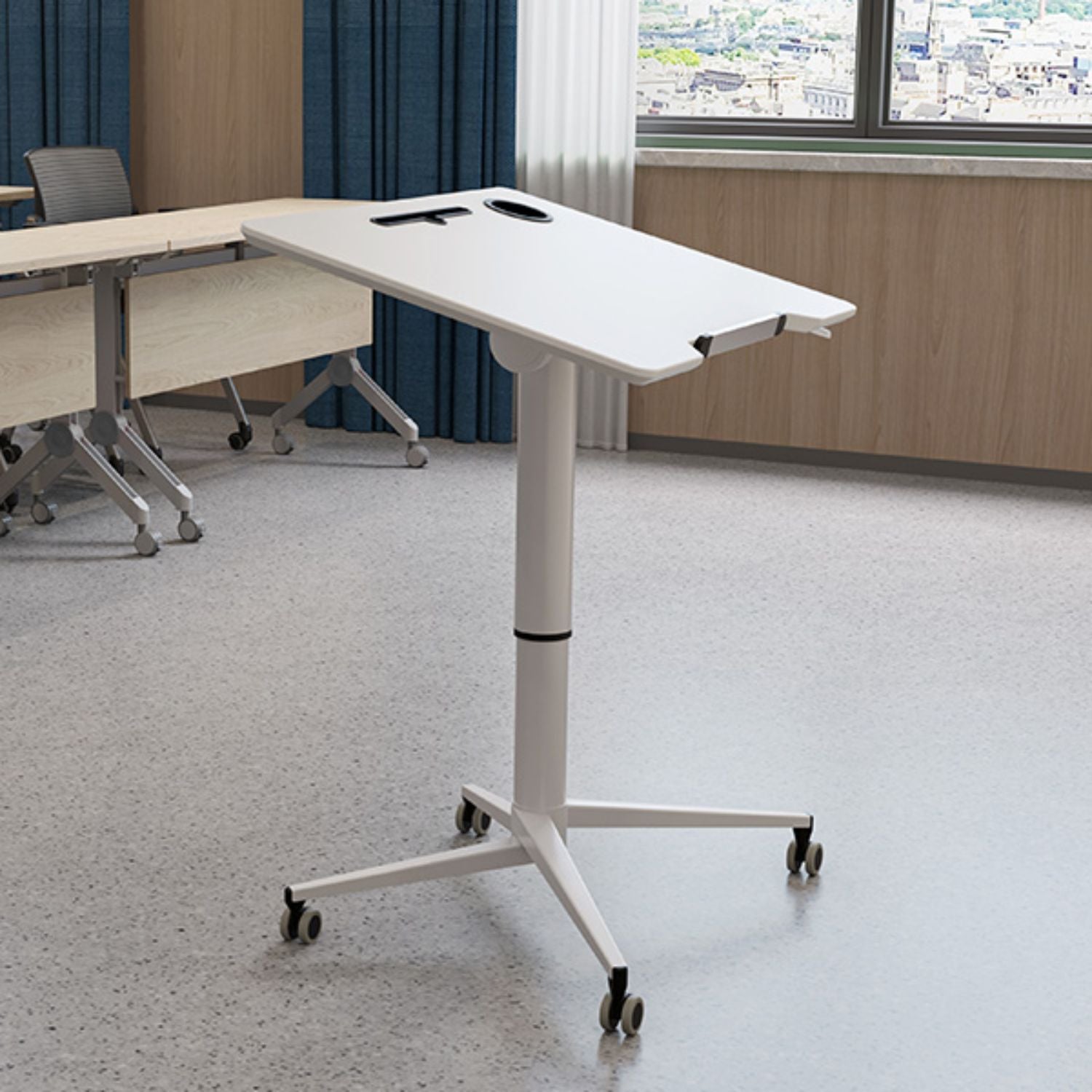 Mesa Catedrática Ajustable